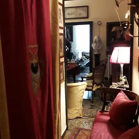 Quarto em Acomodações Particulares Old England *